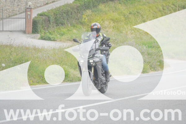 <h1 class="product-title">thumb_FF107975</h1>