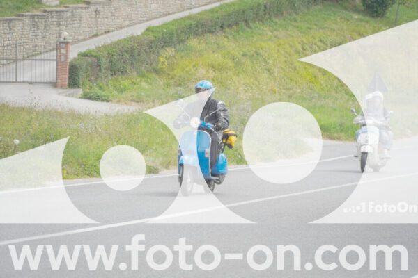 <h1 class="product-title">thumb_FF107988</h1>