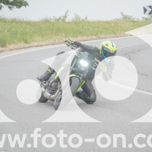 thumb_FF108027