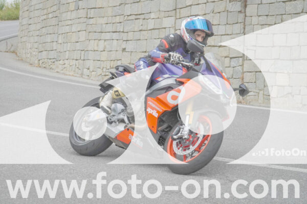 <h1 class="product-title">thumb_FF108050</h1>