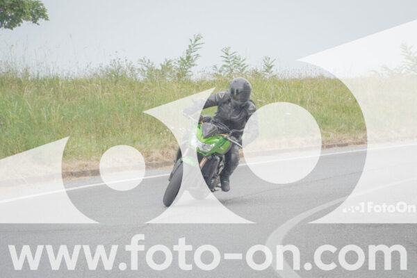 <h1 class="product-title">thumb_FF108054</h1>