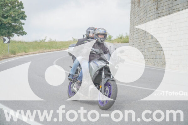 <h1 class="product-title">thumb_FF108126</h1>