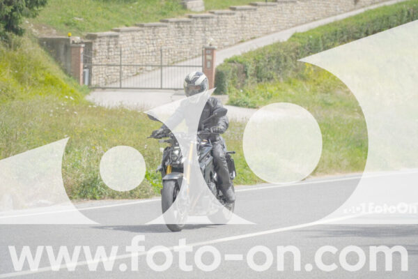 <h1 class="product-title">thumb_FF108132</h1>