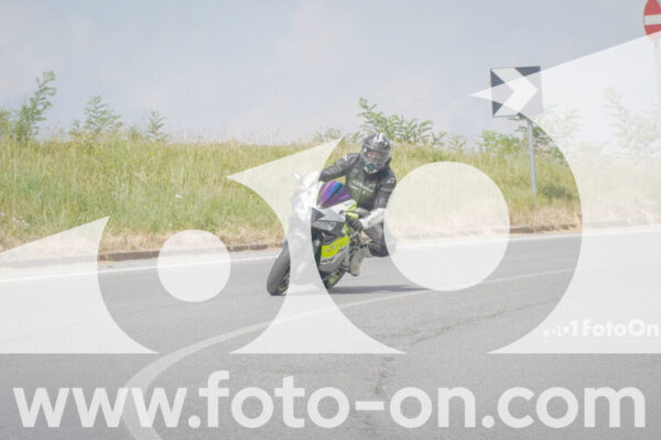 <h1 class="product-title">thumb_FF108159</h1>