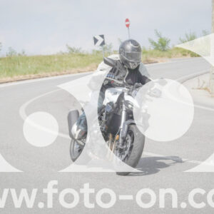 thumb_FF108168-1