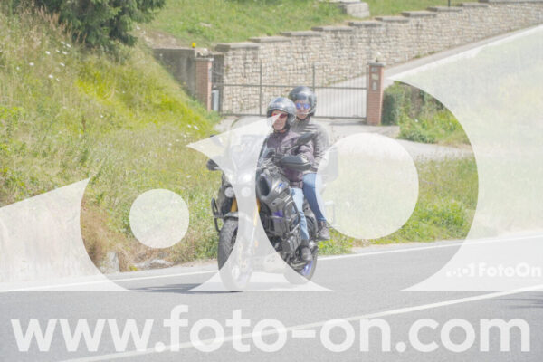 <h1 class="product-title">thumb_FF108172</h1>