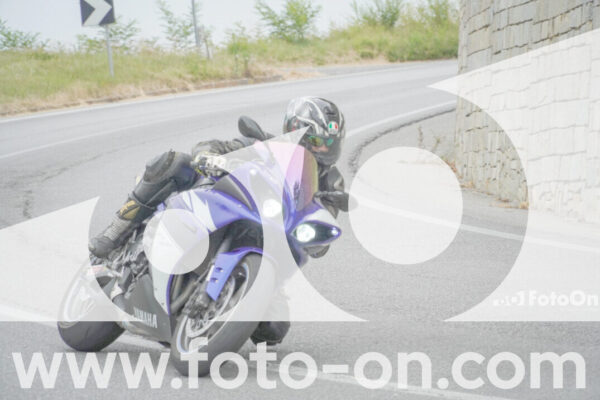 <h1 class="product-title">thumb_FF108197</h1>