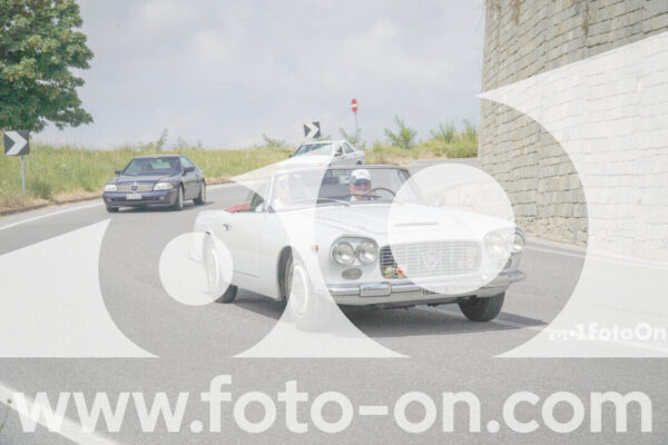 <h1 class="product-title">thumb_FF108199</h1>