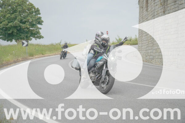 <h1 class="product-title">thumb_FF108251</h1>