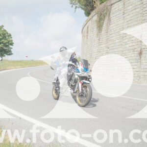 thumb_FF108255-1