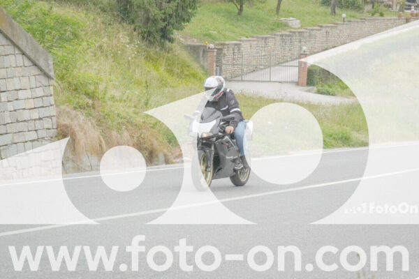 <h1 class="product-title">thumb_FF108278</h1>