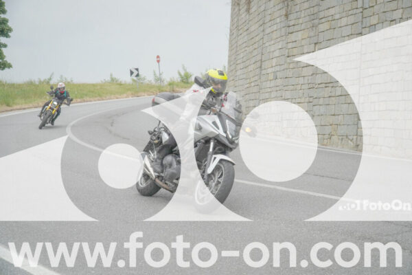 <h1 class="product-title">thumb_FF108321</h1>