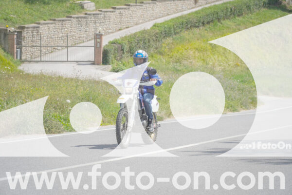 <h1 class="product-title">thumb_FF108352</h1>