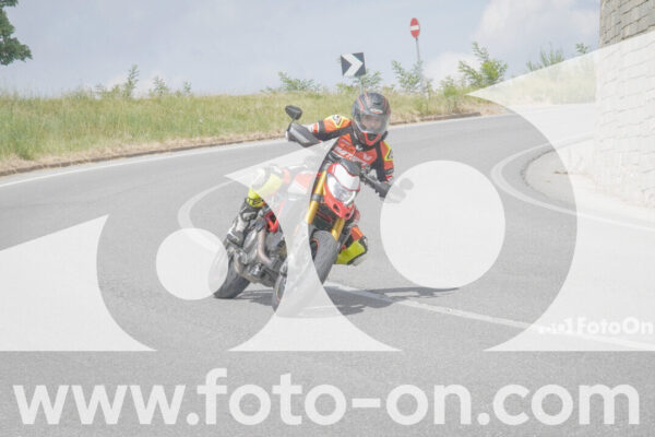 <h1 class="product-title">thumb_FF108382</h1>