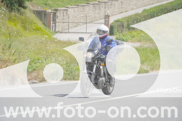<h1 class="product-title">thumb_FF108415</h1>