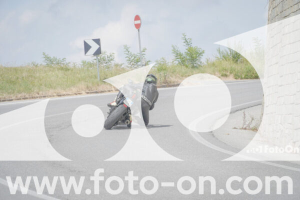 <h1 class="product-title">thumb_FF108425</h1>