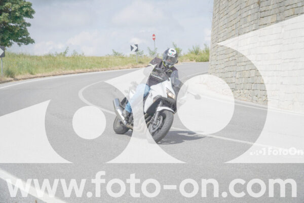 <h1 class="product-title">thumb_FF108429-1</h1>