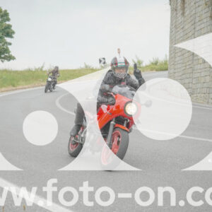 thumb_FF108443