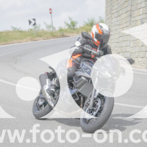 thumb_FF108449-1