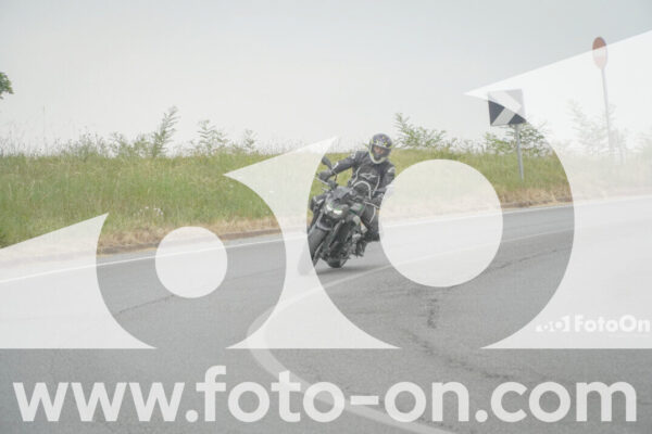 <h1 class="product-title">thumb_FF108494</h1>