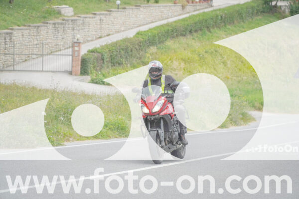 <h1 class="product-title">thumb_FF108528</h1>
