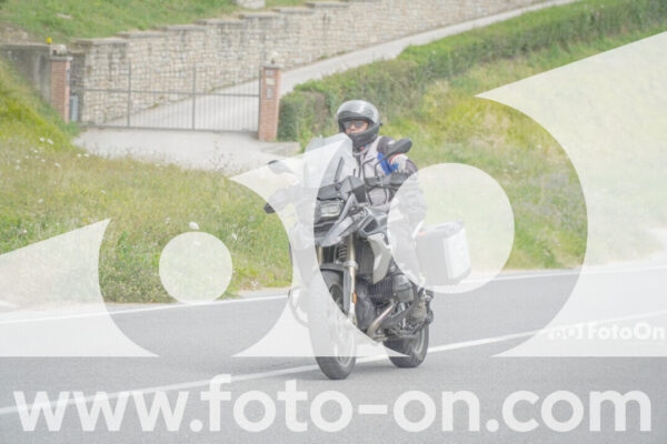 <h1 class="product-title">thumb_FF108531</h1>