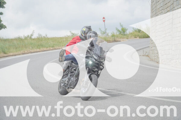 <h1 class="product-title">thumb_FF108542</h1>