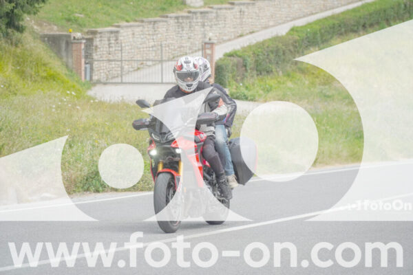 <h1 class="product-title">thumb_FF108555</h1>
