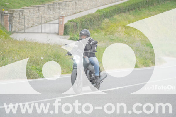 <h1 class="product-title">thumb_FF108559</h1>