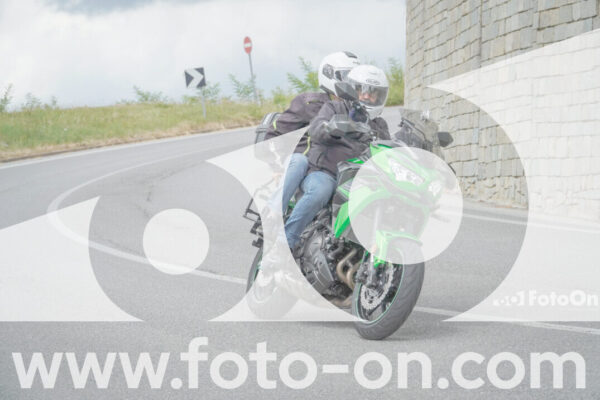 <h1 class="product-title">thumb_FF108565-1</h1>