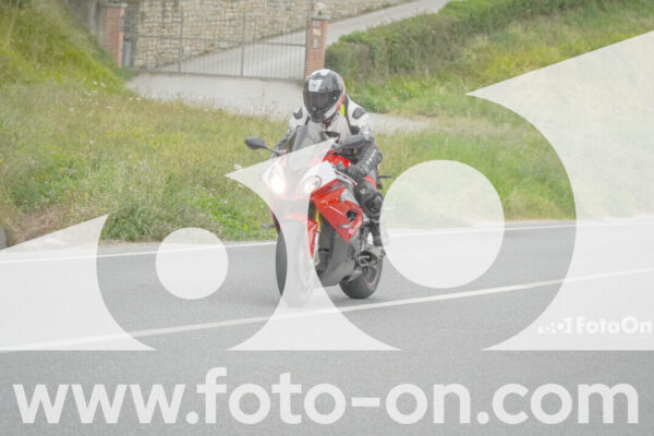 <h1 class="product-title">thumb_FF108572</h1>