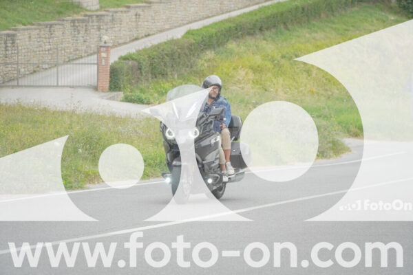 <h1 class="product-title">thumb_FF108616</h1>