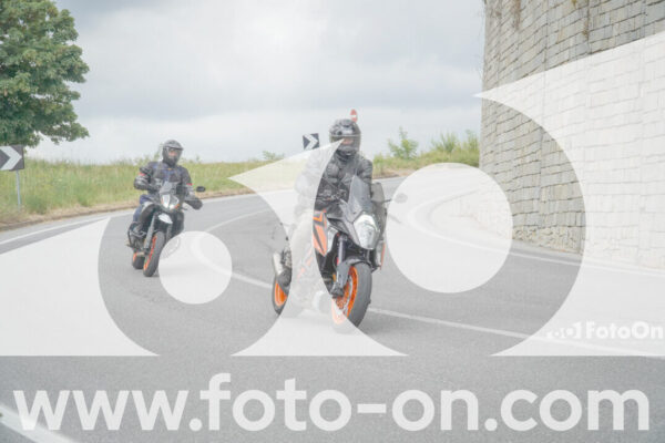<h1 class="product-title">thumb_FF108629</h1>