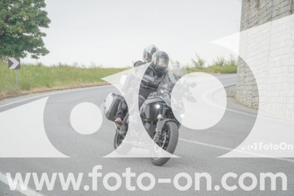 <h1 class="product-title">thumb_FF108630</h1>