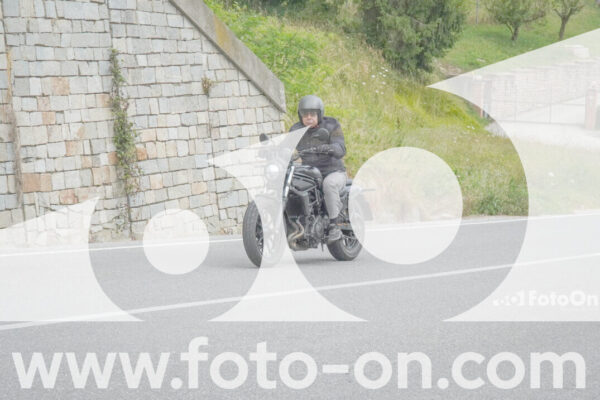 <h1 class="product-title">thumb_FF108635</h1>