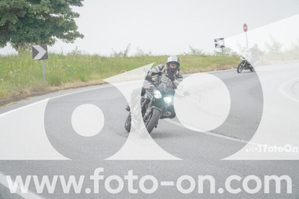 <h1 class="product-title">thumb_FF108645</h1>