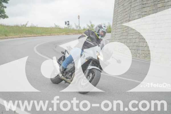 <h1 class="product-title">thumb_FF108718</h1>