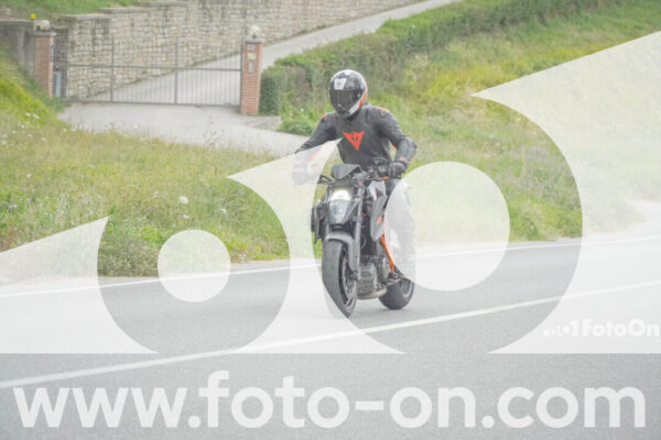 <h1 class="product-title">thumb_FF108749</h1>
