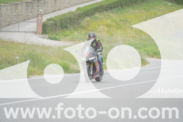 <h1 class="product-title">thumb_FF108777</h1>
