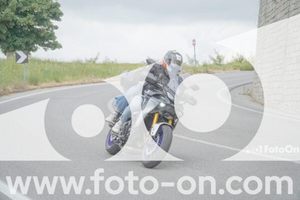 <h1 class="product-title">thumb_FF108794</h1>