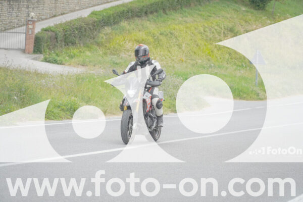 <h1 class="product-title">thumb_FF108806</h1>
