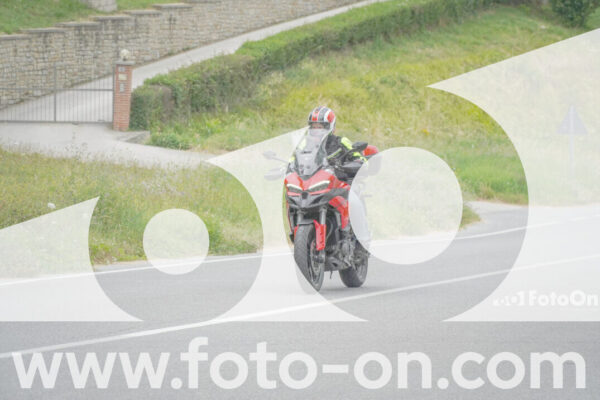 <h1 class="product-title">thumb_FF108823</h1>