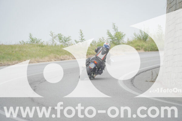 <h1 class="product-title">thumb_FF108840</h1>