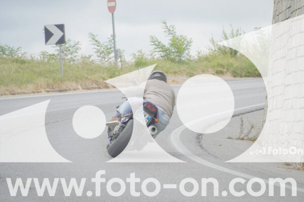 <h1 class="product-title">thumb_FF108854</h1>