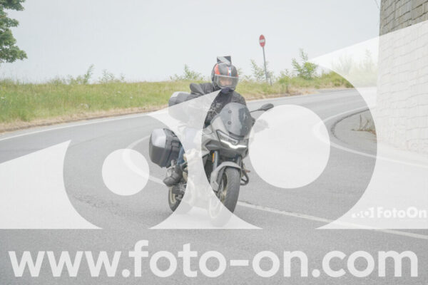 <h1 class="product-title">thumb_FF108856</h1>