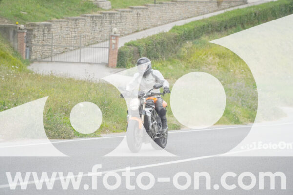 <h1 class="product-title">thumb_FF108865</h1>