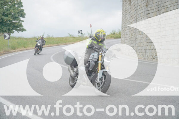 <h1 class="product-title">thumb_FF108892</h1>