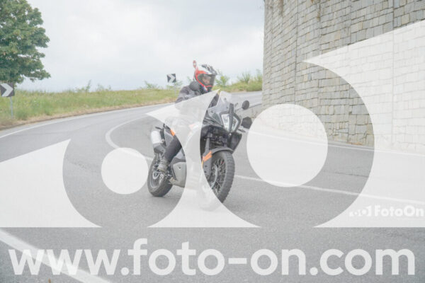 <h1 class="product-title">thumb_FF108894</h1>