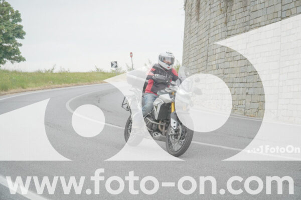 <h1 class="product-title">thumb_FF108912</h1>