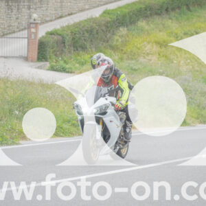 thumb_FF108917-1